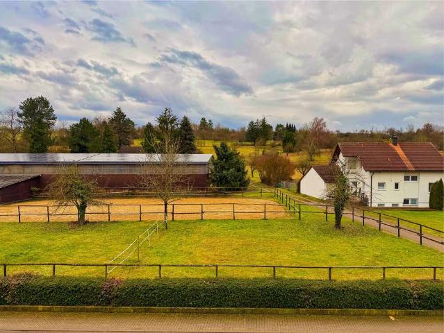 Haus zum Kaufen in Höpfigheim 470.000,00 EUR 108 m²