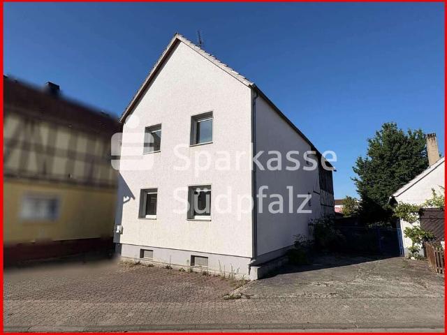 Haus zum Kaufen in Hördt 279.000,00 EUR 119.43 m²