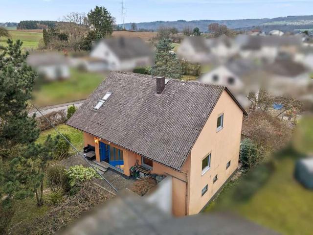 Haus zum Kaufen in Horhausen 275.000,00 EUR 204 m²