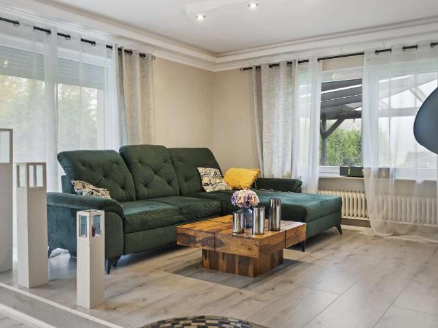 Haus zum Kaufen in Horn Bad Meinberg 359.000,00 EUR 129.3 m²