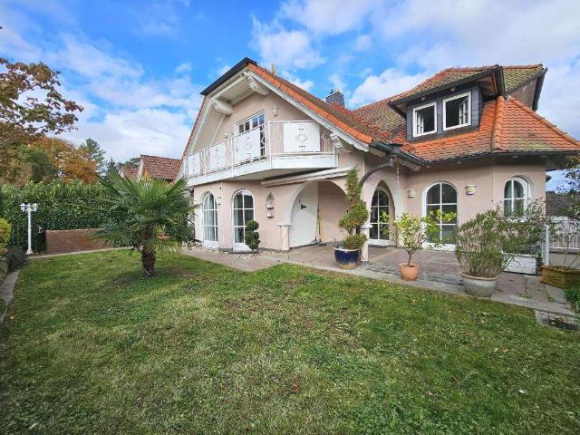 Haus zum Kaufen in Hösbach 795.000,00 EUR 211.7 m²