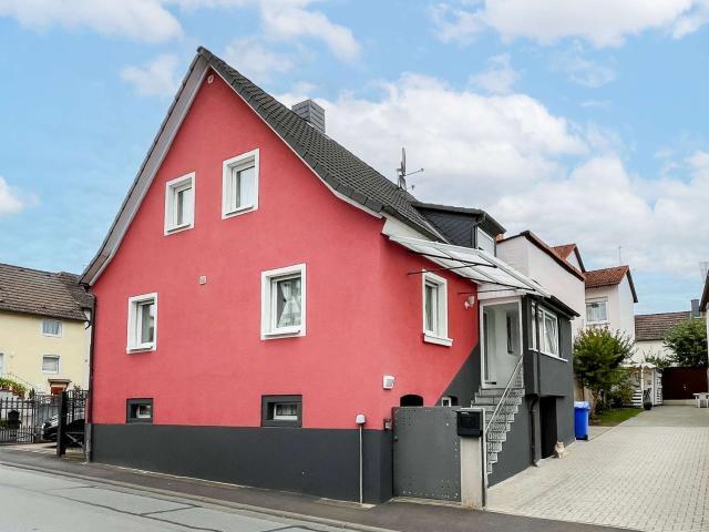 Haus zum Kaufen in Hösbach 359.000,00 EUR 97.29 m²