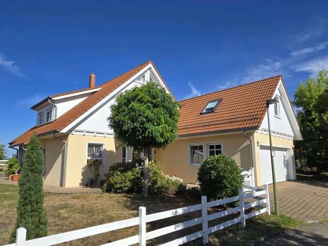 Haus zum Kaufen in Hattenhofen 839.000,00 EUR 195 m²