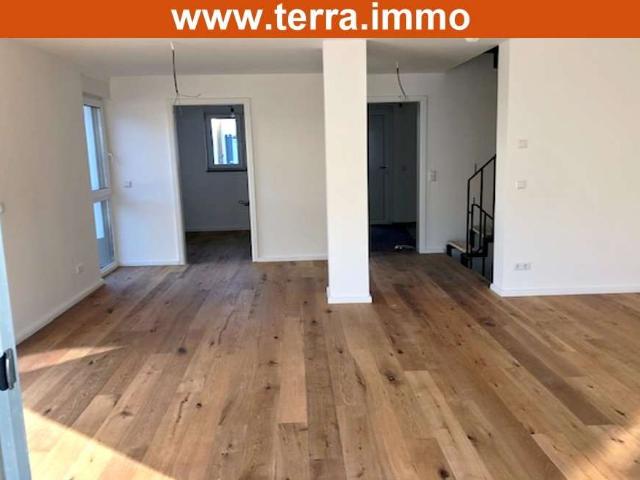 Haus zum Kaufen in Hattersheim am Main 689.900,00 EUR 145.89 m²