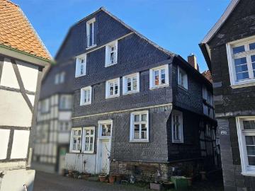 Haus zum Kaufen in Hattingen 349.000,00 EUR 278 m²