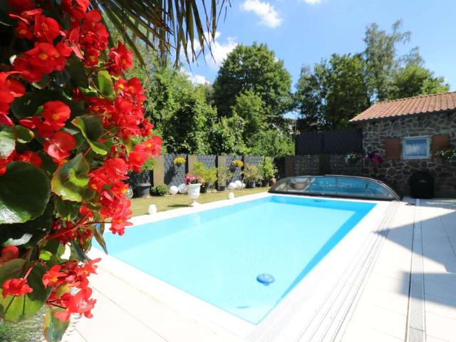 Haus zum Kaufen in Hattingen 960.000,00 EUR 449.37 m²
