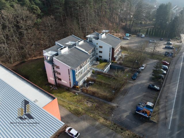 Haus zum Kaufen in Hauenstein 1.297.000,00 EUR 1416.49 m²