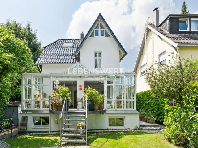Haus zum Kaufen in Haan 1.150.000,00 EUR 157.75 m²