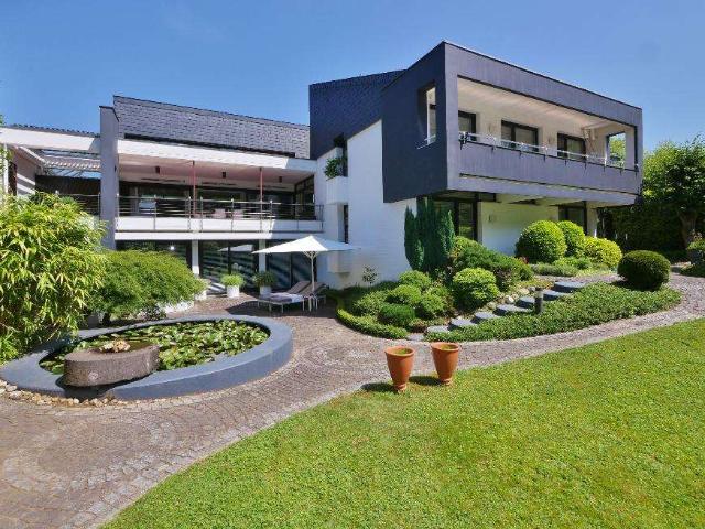 Haus zum Kaufen in Haan 1.950.000,00 EUR 398 m²