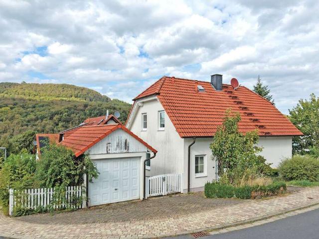 Haus zum Kaufen in Habichtswald 340.000,00 EUR 109.7 m²