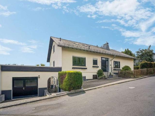 Haus zum Kaufen in Hadamar 469.000,00 EUR 214 m²