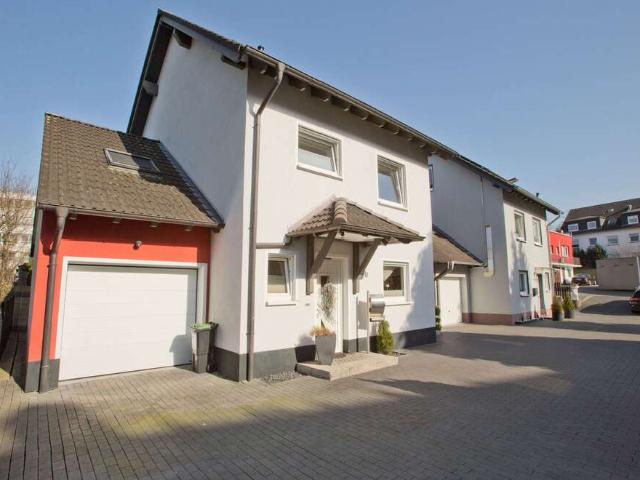 Haus zum Kaufen in Hagen 499.999,00 EUR 210 m²
