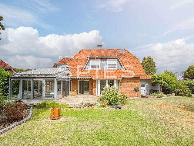 Haus zum Kaufen in Hagen im Bremischen 595.000,00 EUR 217 m²