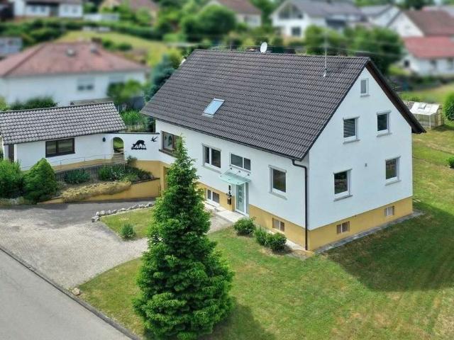 Haus zum Kaufen in Haigerloch 373.000,00 EUR 206 m²