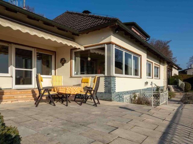 Haus zum Kaufen in Hainsfarth 349.000,00 EUR 279.18 m²