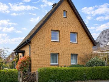 Haus zum Kaufen in Halle 269.000,00 EUR 131 m²