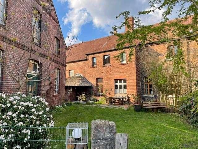 Haus zum Kaufen in Haltern am See Hullern 749.000,00 EUR 350 m²