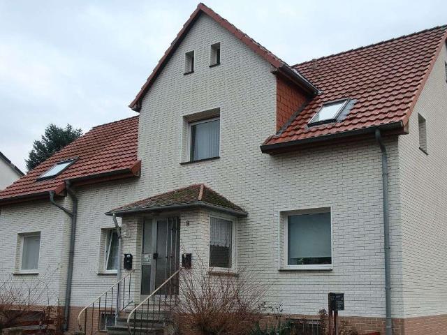 Haus zum Kaufen in Hameln 295.000,00 EUR 331 m²
