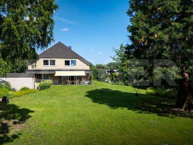 Haus zum Kaufen in Hamm 550.000,00 EUR 292.44 m²