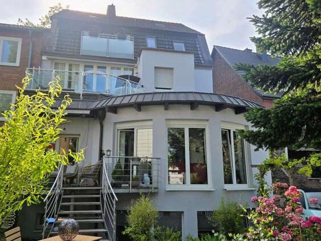 Haus zum Kaufen in Hamm 650.000,00 EUR 308.93 m²