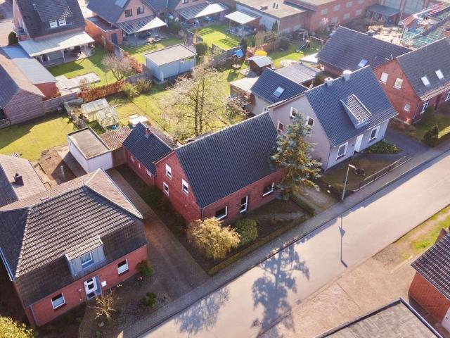 Haus zum Kaufen in Hamminkeln 280.000,00 EUR 152.31 m²
