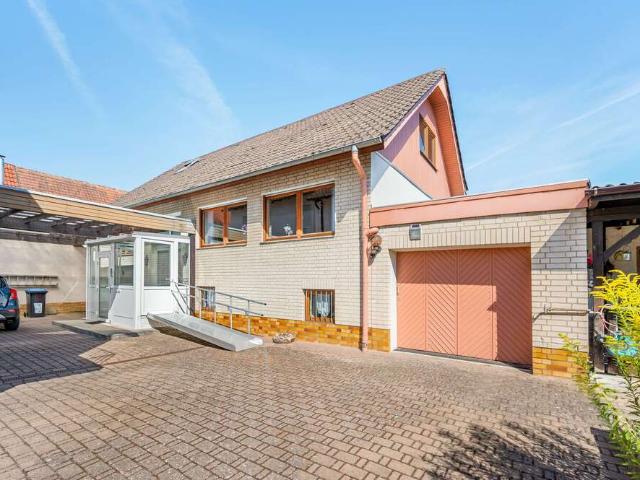 Haus zum Kaufen in Hanhofen 449.000,00 EUR 142 m²