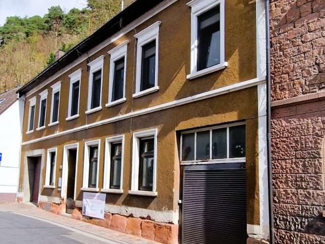Haus zum Kaufen in Hardenburg Bad Dürkheim 349.000,00 EUR 222 m²