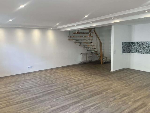 Haus zum Kaufen in Hardheim 360.000,00 EUR 180 m²