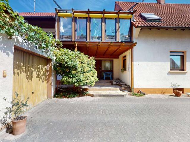 Haus zum Kaufen in Harthausen 499.000,00 EUR 218 m²
