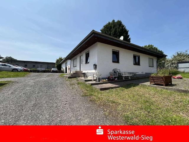 Haus zum Kaufen in Hasselbach 299.000,00 EUR 130 m²