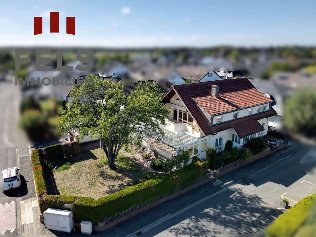 Haus zum Kaufen in Heusenstamm 1.185.000,00 EUR 300 m²