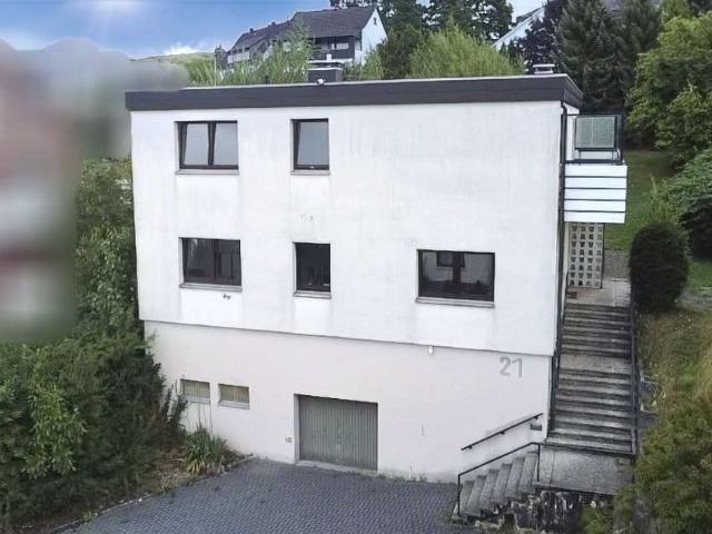 Haus zum Kaufen in Heeßen 419.000,00 EUR 240 m²
