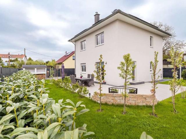 Haus zum Kaufen in Heidenau 580.000,00 EUR 137.45 m²