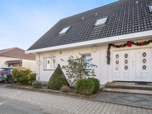Haus zum Kaufen in Heidenrod 450.000,00 EUR 193 m²