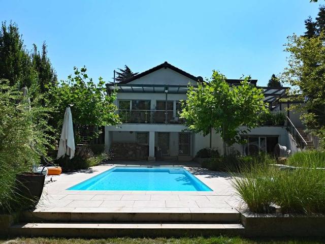 Haus zum Kaufen in Heiligenhaus 990.000,00 EUR 147 m²