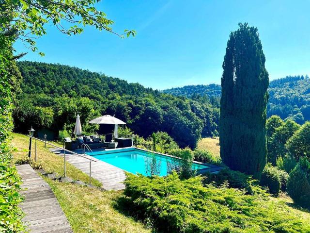 Haus zum Kaufen in Heiligkreuzsteinach 690.000,00 EUR 170 m²