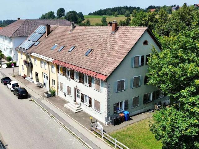 Haus zum Kaufen in Heimenkirch 349.000,00 EUR 227 m²