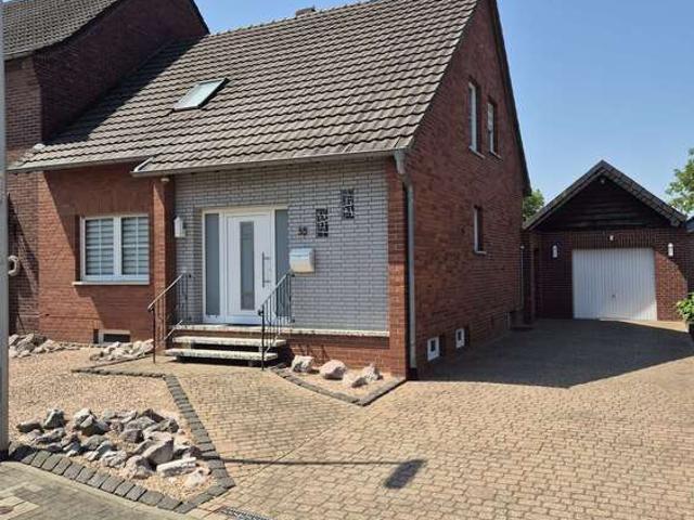 Haus zum Kaufen in Heinsberg 289.000,00 EUR 92 m²