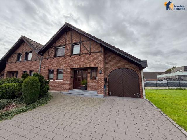 Haus zum Kaufen in Heinsberg 369.000,00 EUR 116 m²