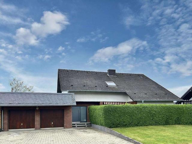 Haus zum Kaufen in Heinzenbach 328.000,00 EUR 200.8 m²
