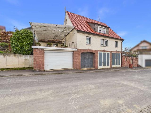 Haus zum Kaufen in Helmstadt 349.000,00 EUR 194 m²