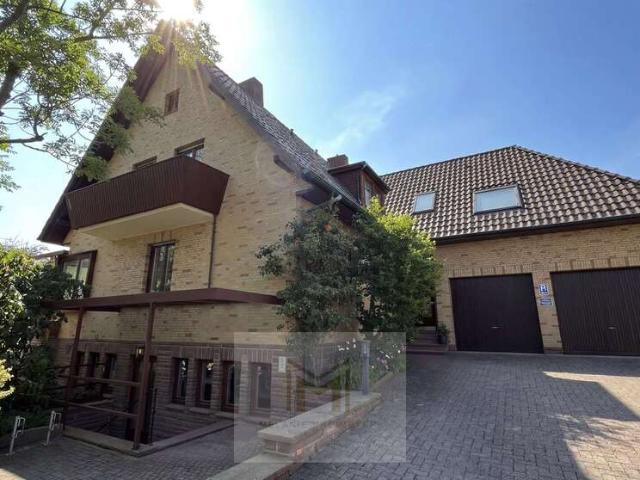 Haus zum Kaufen in Helpsen Kirchhorsten 785.000,00 EUR 578 m²
