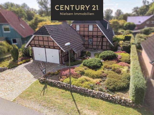 Haus zum Kaufen in Hemsbünde 392.000,00 EUR 144 m²