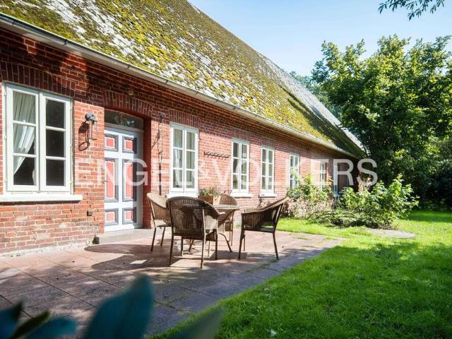 Haus zum Kaufen in Hemsbünde 895.000,00 EUR 348 m²