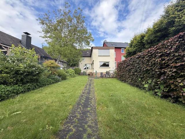 Haus zum Kaufen in Hennef 290.000,00 EUR 136 m²