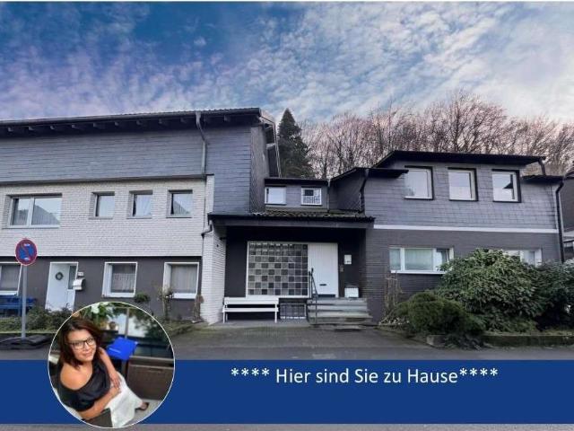 Haus zum Kaufen in Hennef 560.000,00 EUR 385 m²