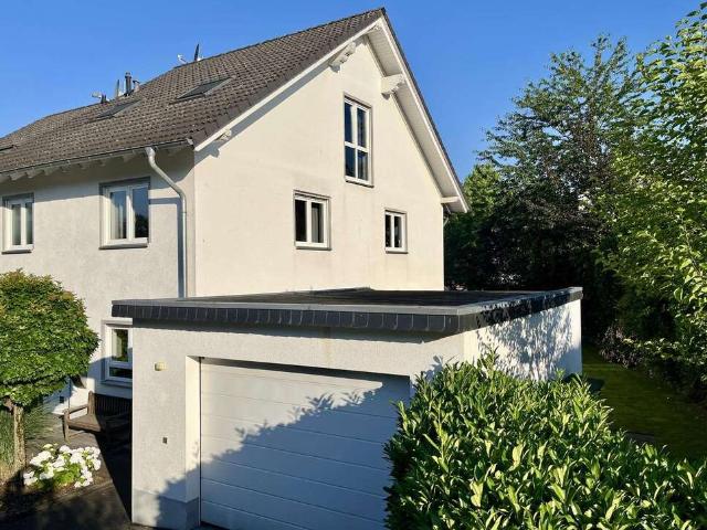 Haus zum Kaufen in Hennef 659.000,00 EUR 175 m²