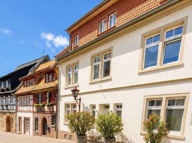Haus zum Kaufen in Heppenheim Bergstraße 1.180.000,00 EUR 215.3 m²