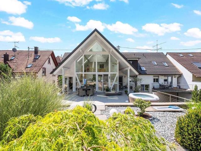 Haus zum Kaufen in Herbolzheim 949.000,00 EUR 360 m²