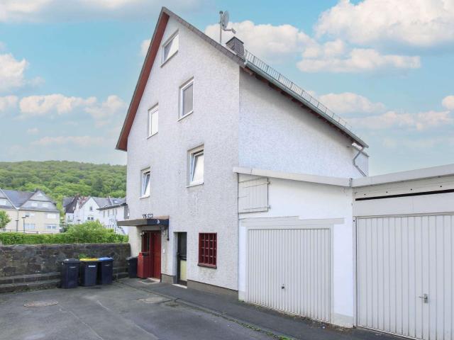 Haus zum Kaufen in Herborn 329.000,00 EUR 165.27 m²